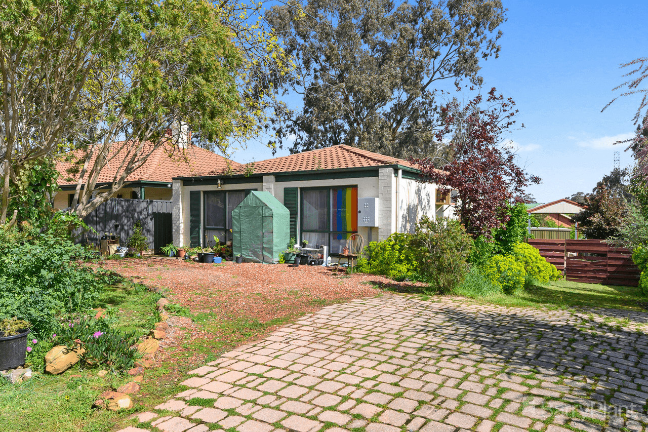 21 Holly Street, Golden Square, VIC 3555
