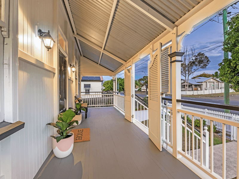 86 Glebe Road, NEWTOWN, QLD 4305