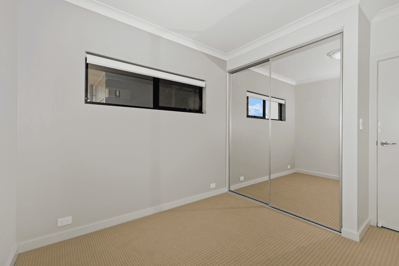 (D.H.A) Defence Housing Australia, ST CLAIR, SA 5011