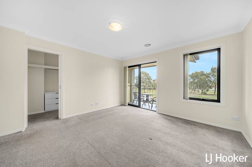 32 Glow Worm Grove, HARRISON, ACT 2914