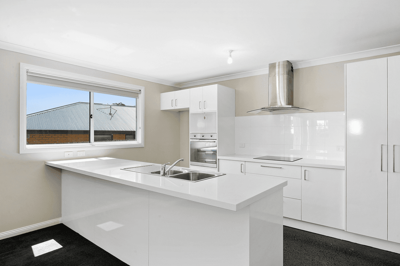 48 Midway Point Esplanade, MIDWAY POINT, TAS 7171