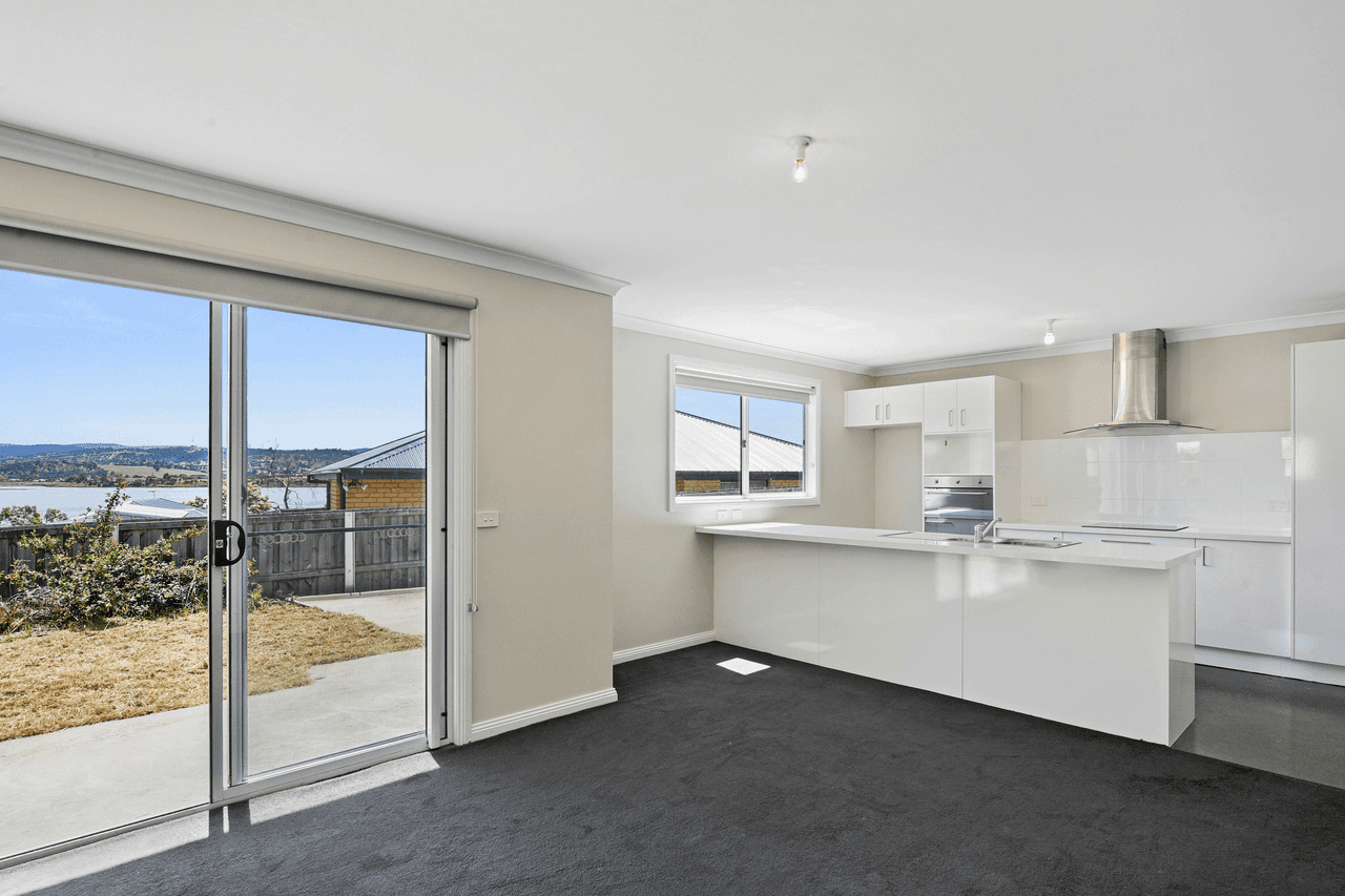 48 Midway Point Esplanade, MIDWAY POINT, TAS 7171