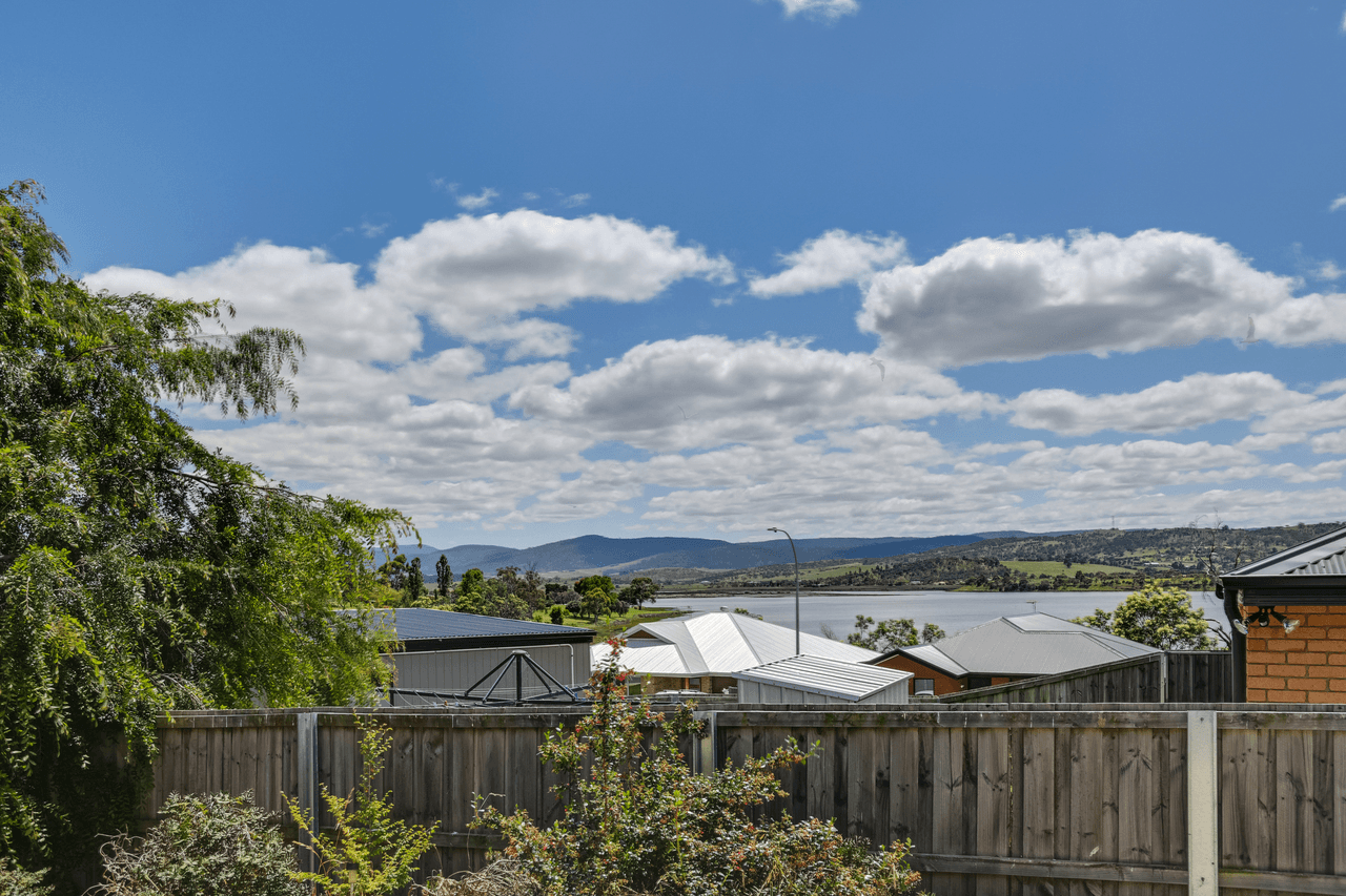 48 Midway Point Esplanade, MIDWAY POINT, TAS 7171
