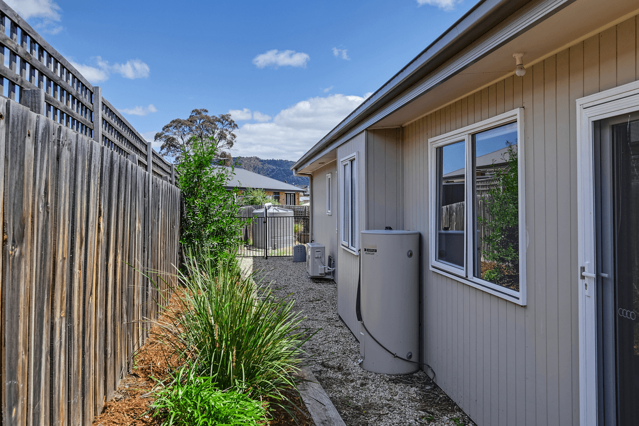 48 Midway Point Esplanade, MIDWAY POINT, TAS 7171