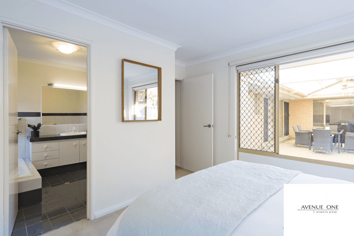 4/98 Flinders Street, Yokine, WA 6060