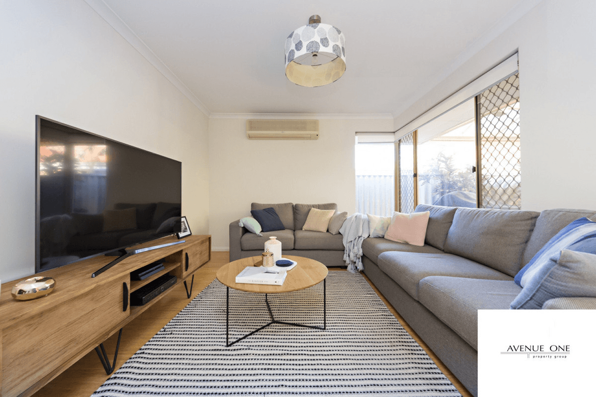 4/98 Flinders Street, Yokine, WA 6060