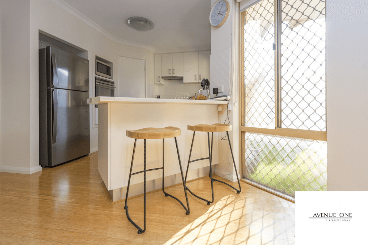 4/98 Flinders Street, Yokine, WA 6060