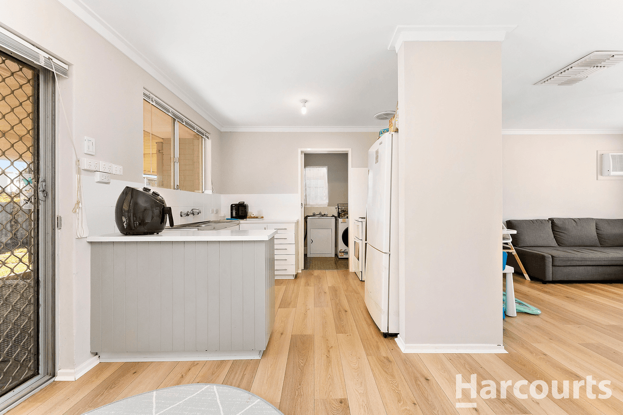 1/6 Clyde Place, MANDURAH, WA 6210