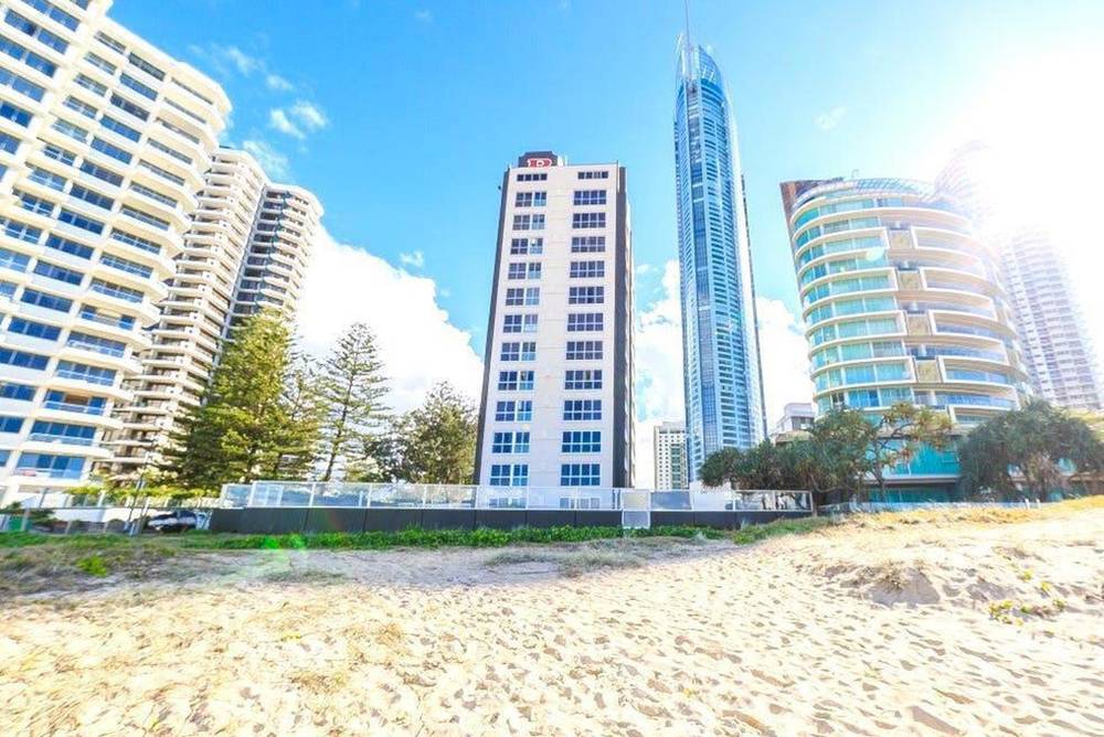 29 Northcliffe Terrace, Surfers Paradise, QLD 4217
