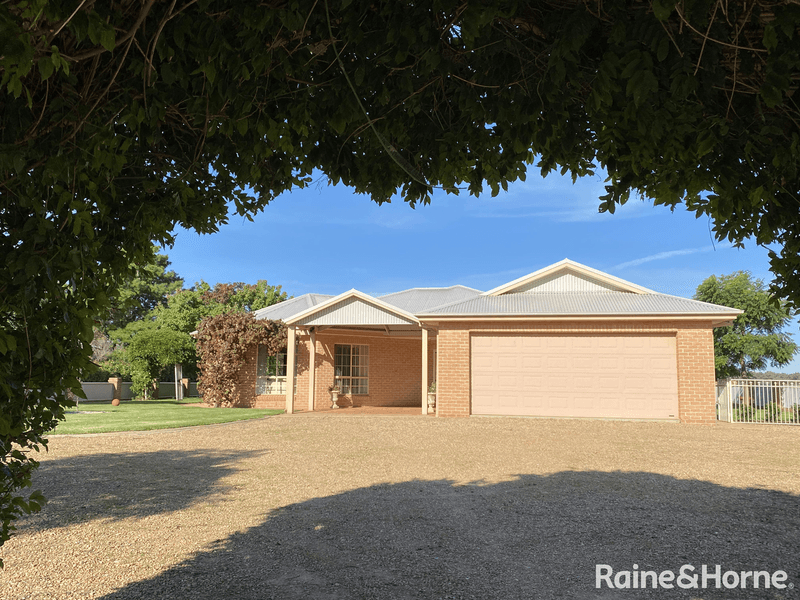 112 Hills Street, YOUNG, NSW 2594