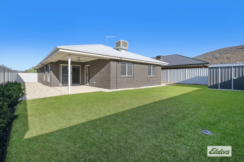 12 Roycroft Street, Baranduda, VIC 3691