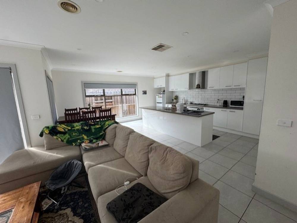 1 Prahn Court, Brookfield, VIC 3338