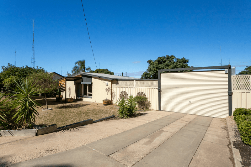 14 Roberts Street, BERRI, SA 5343