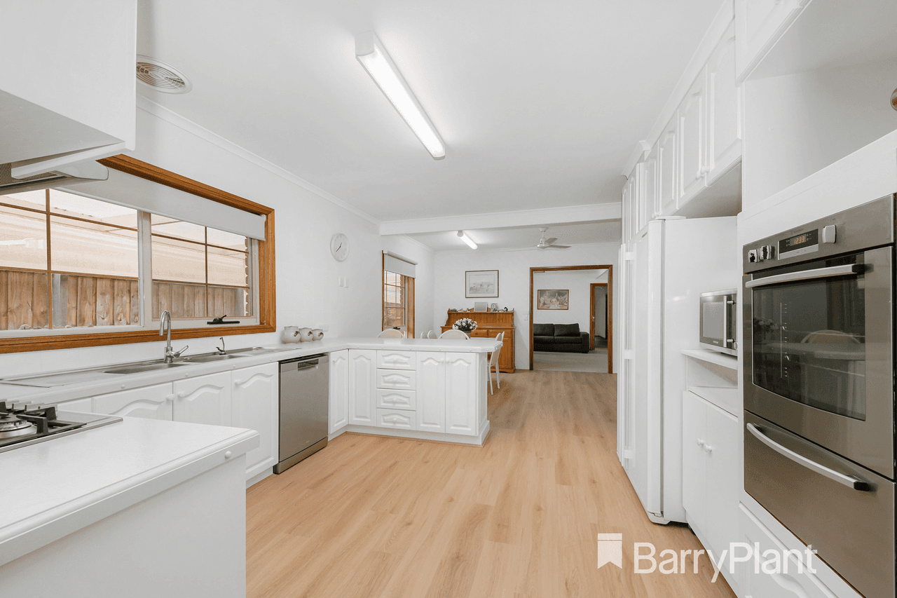 2 Elder Road, Hoppers Crossing, VIC 3029