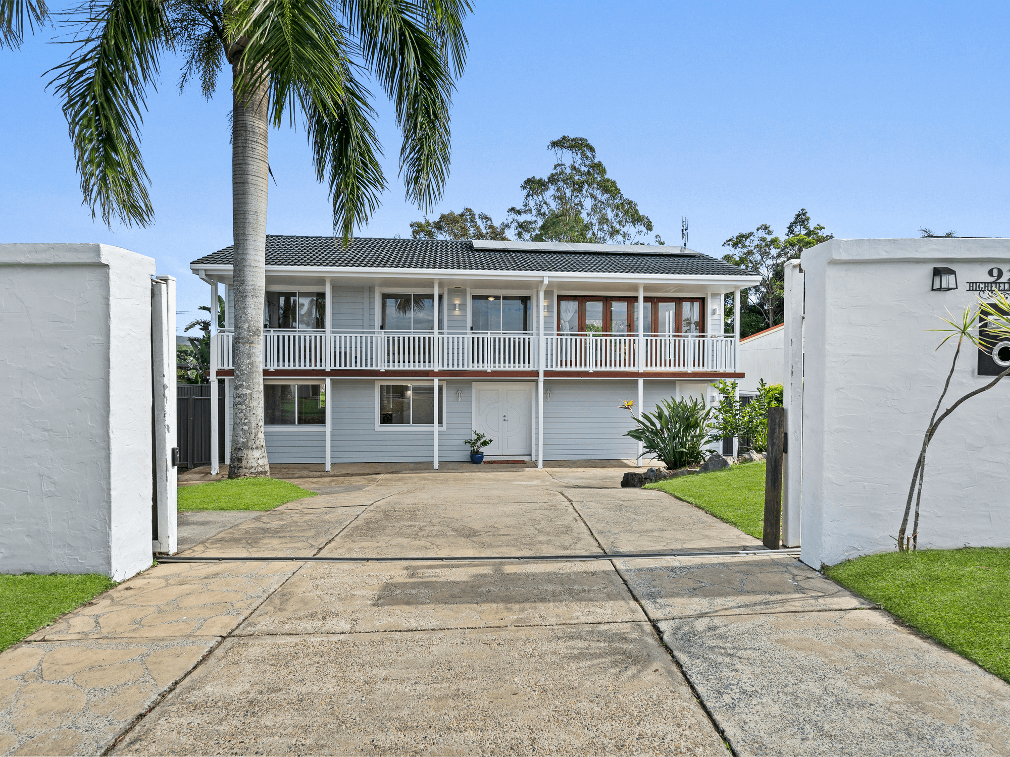 93 Highfield Drive, Merrimac, QLD 4226