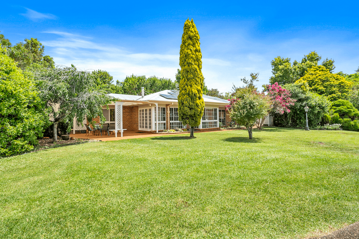 49 Bateke Road, TAMBORINE MOUNTAIN, QLD 4272