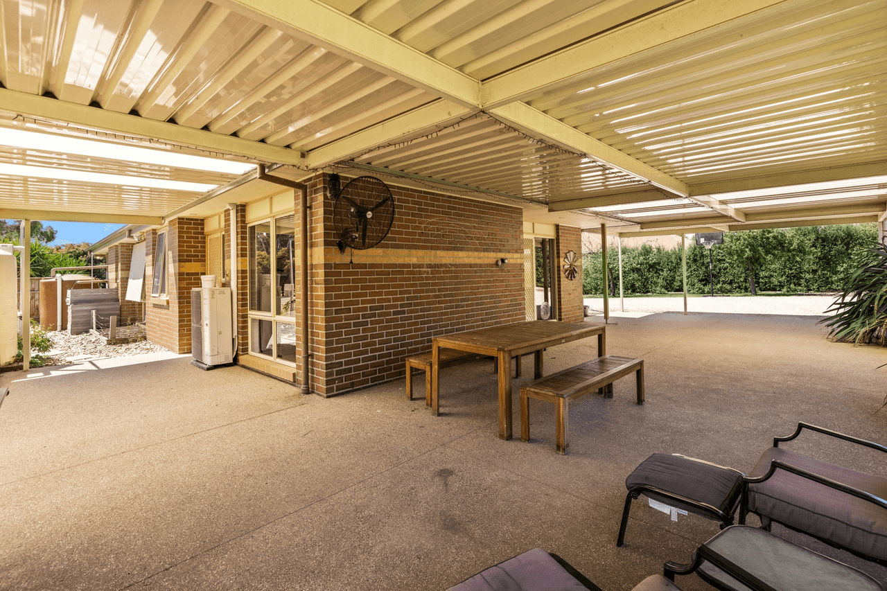 27 Noel, LANCEFIELD, VIC 3435