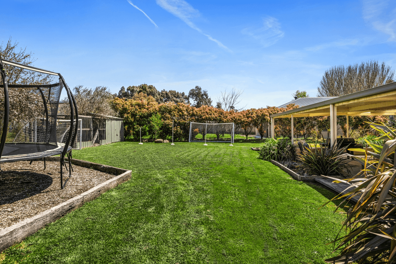 27 Noel, LANCEFIELD, VIC 3435