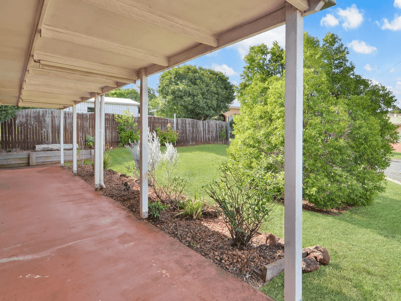 5 Richards Court, KEARNEYS SPRING, QLD 4350