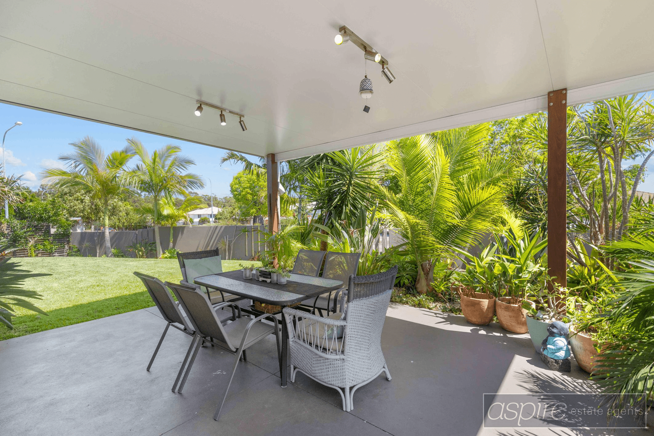 1 KIKUYU STREET, BLI BLI, QLD 4560