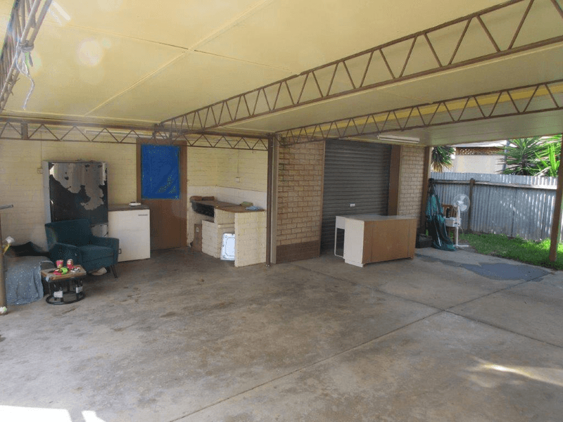 26 WOOD STREET, WARRACKNABEAL, VIC 3393