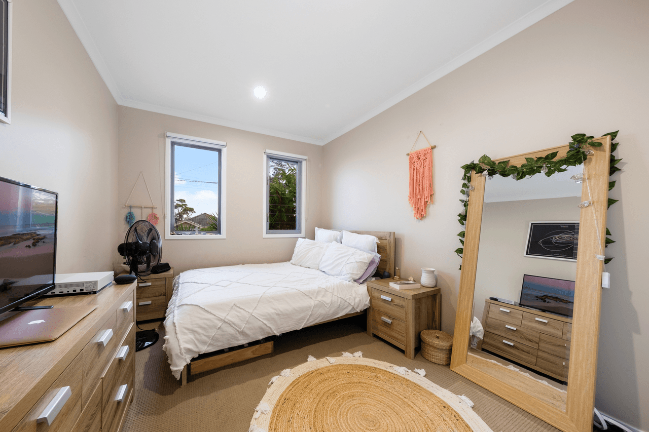 22 Kilkenny Parade, BERKELEY VALE, NSW 2261