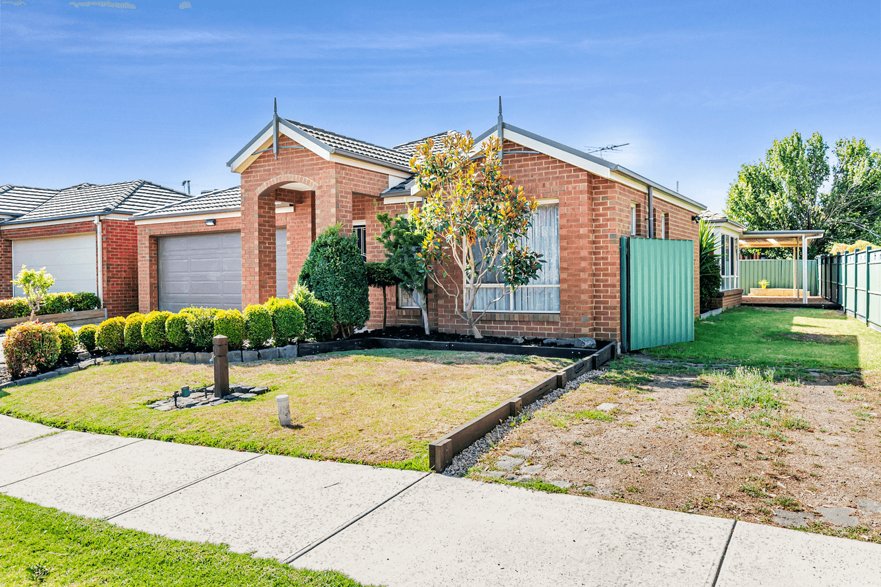 35 Chelsworth Loop, Craigieburn, VIC 3064