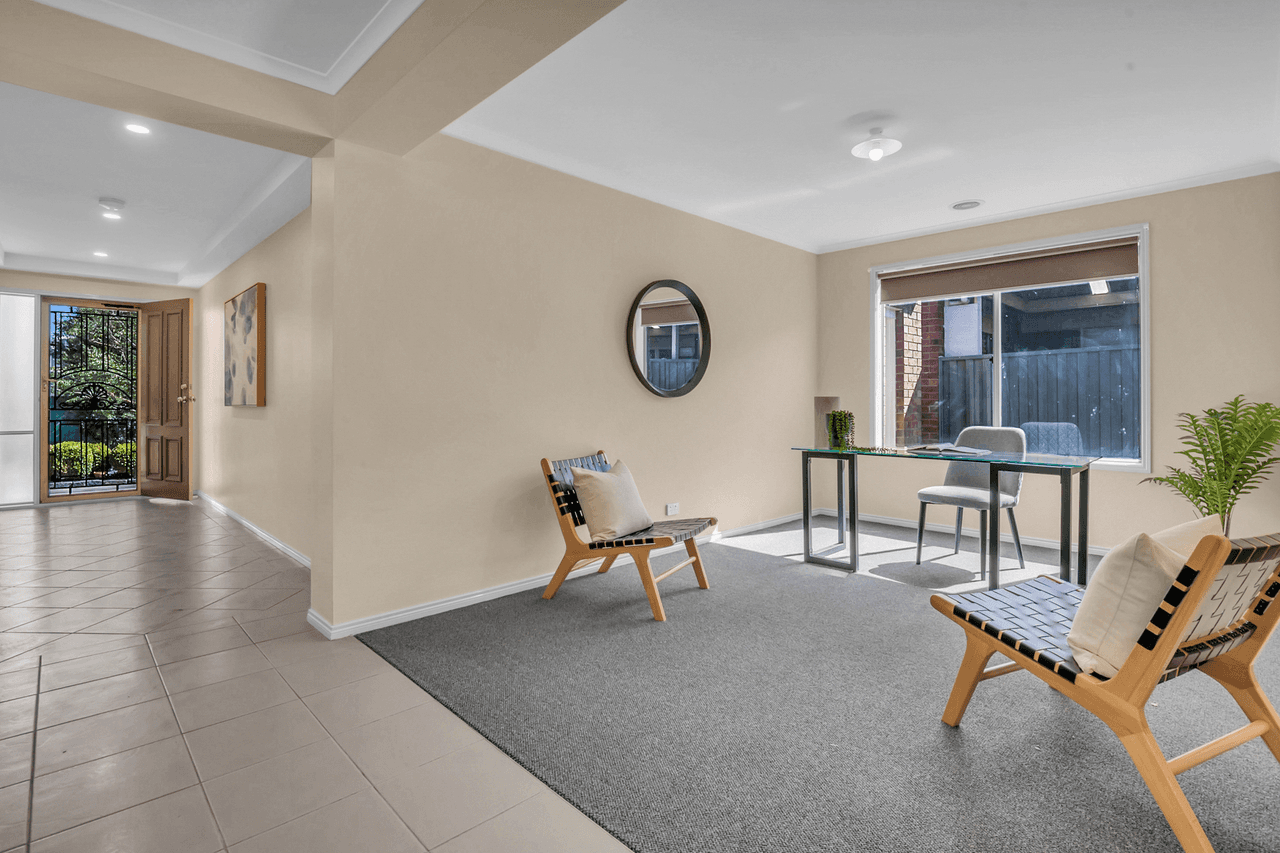 35 Chelsworth Loop, Craigieburn, VIC 3064