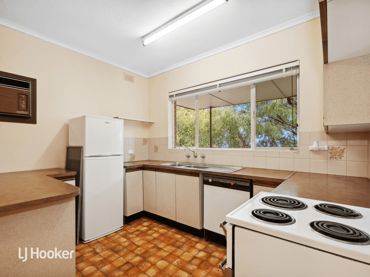 5 Yulinda Terrace, Para Hills, SA 5096