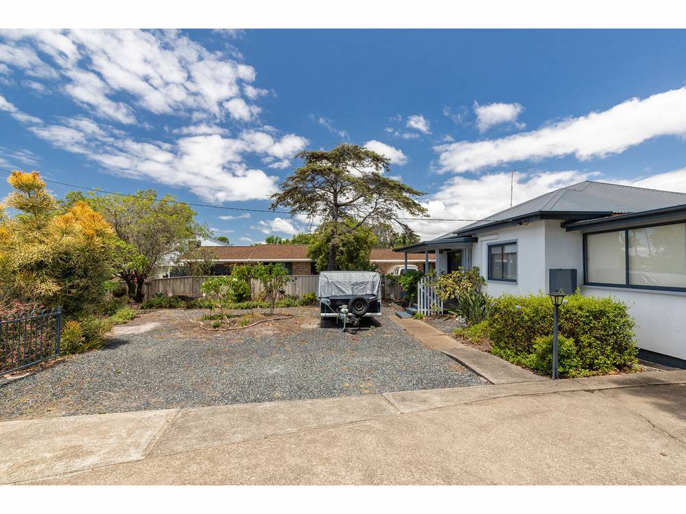35 The Lakes Way, FORSTER, NSW 2428