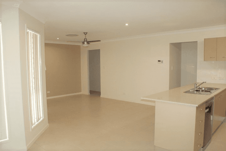 55 Suttor Street, NEBO, QLD 4742