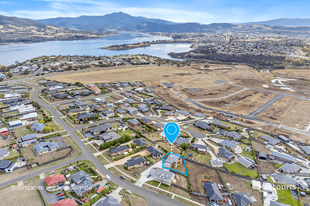 2/27 Riviera Drive, OLD BEACH, TAS 7017