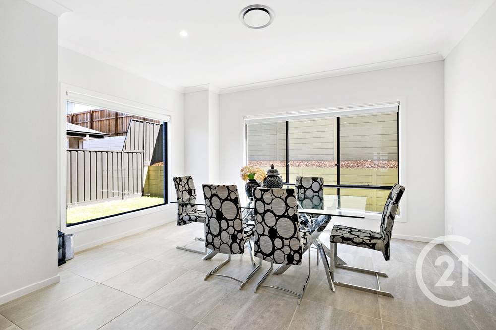 5 Superb Drive, Narangba, QLD 4504