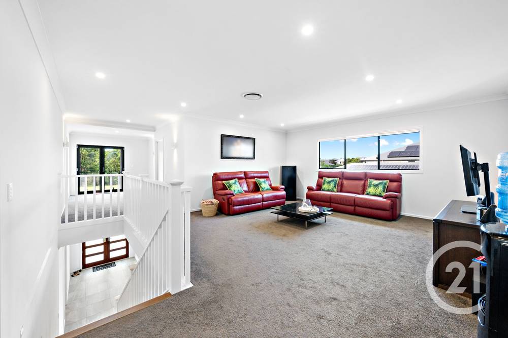 5 Superb Drive, Narangba, QLD 4504