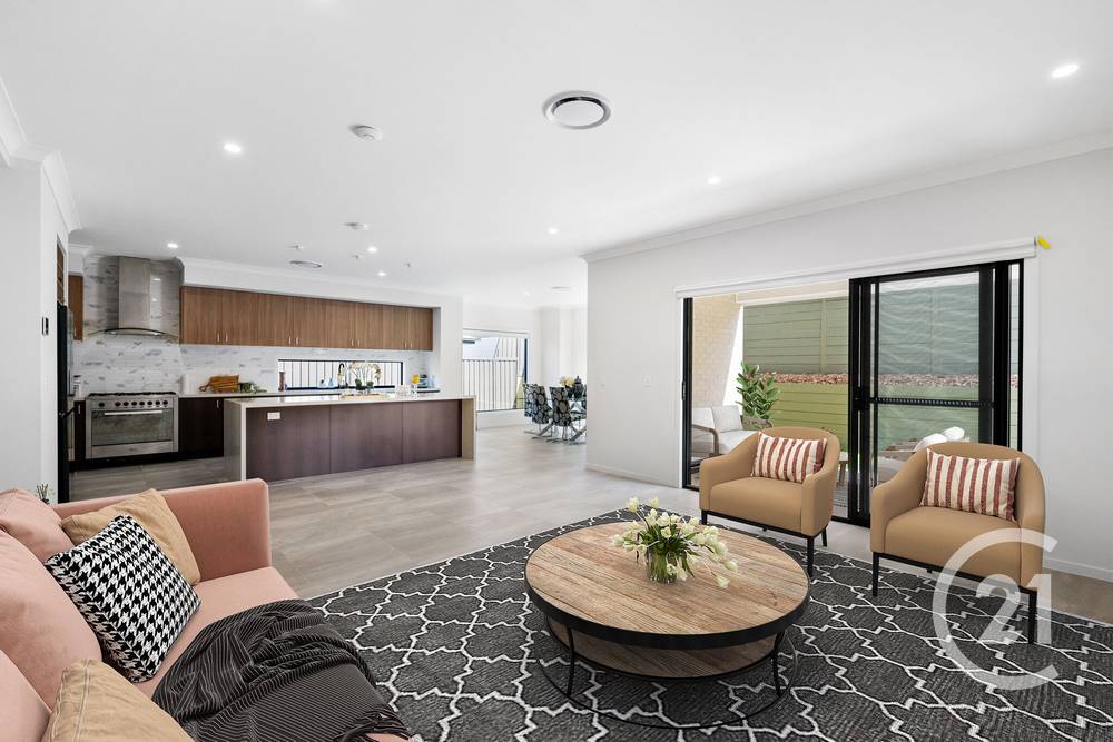 5 Superb Drive, Narangba, QLD 4504