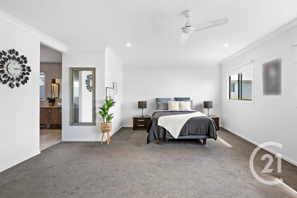 5 Superb Drive, Narangba, QLD 4504