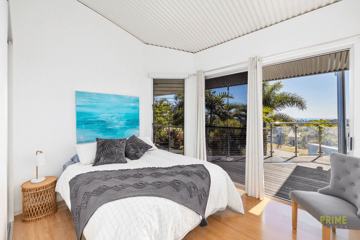 38-42 Hennessy Drive, Dundowran Beach, QLD 4655