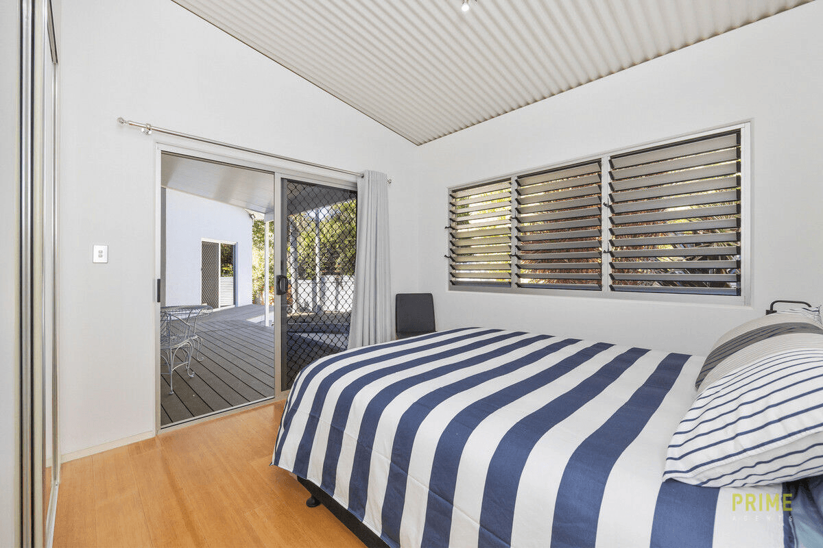 38-42 Hennessy Drive, Dundowran Beach, QLD 4655