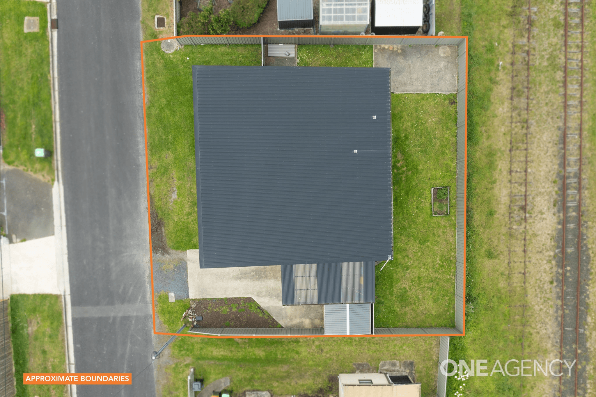 2 Bells Parade, Somerset, TAS 7322