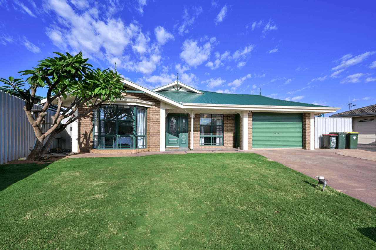 2 Rice Court, WHYALLA STUART, SA 5608