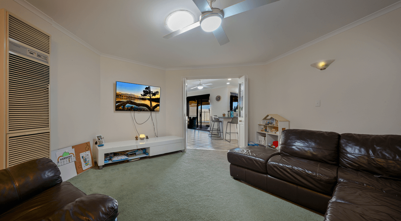 2 Rice Court, WHYALLA STUART, SA 5608