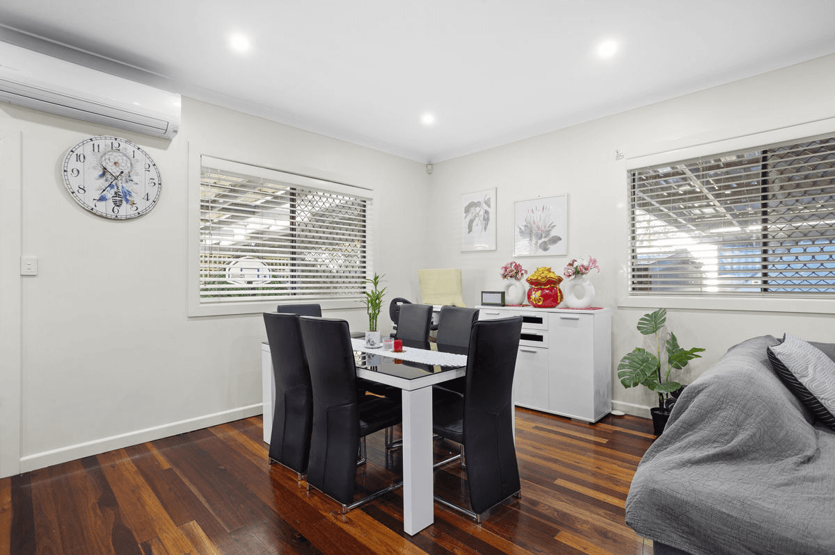 42 Arcadia Street, MERRYLANDS, NSW 2160