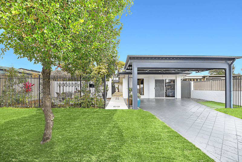 14 Coogeen Street, Sorrento, QLD 4217