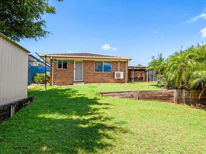 8 Pandora Crescent, Pacific Pines, QLD 4211