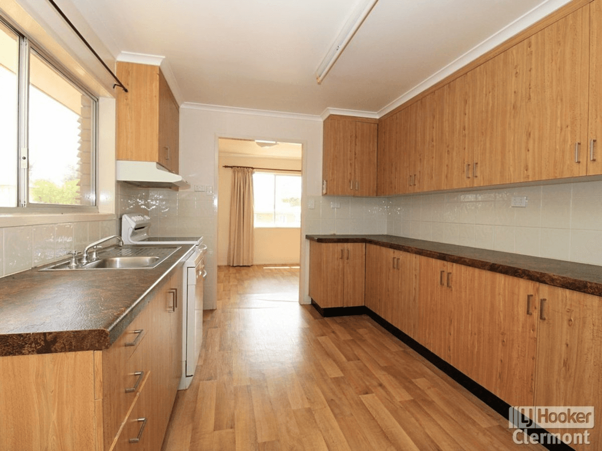 4 O'Donnell Court, CLERMONT, QLD 4721