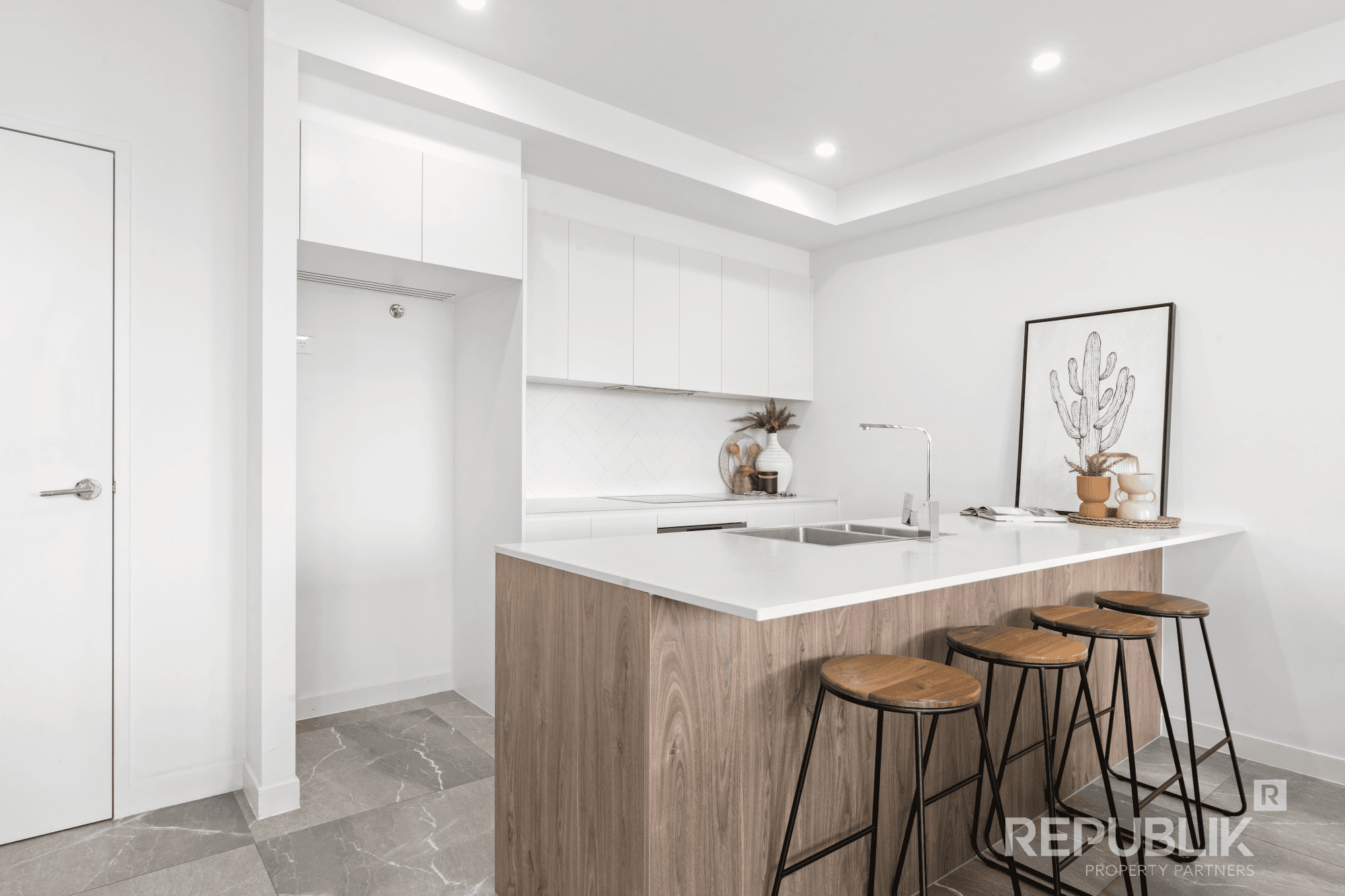 803/8 Meron Street, SOUTHPORT, QLD 4215