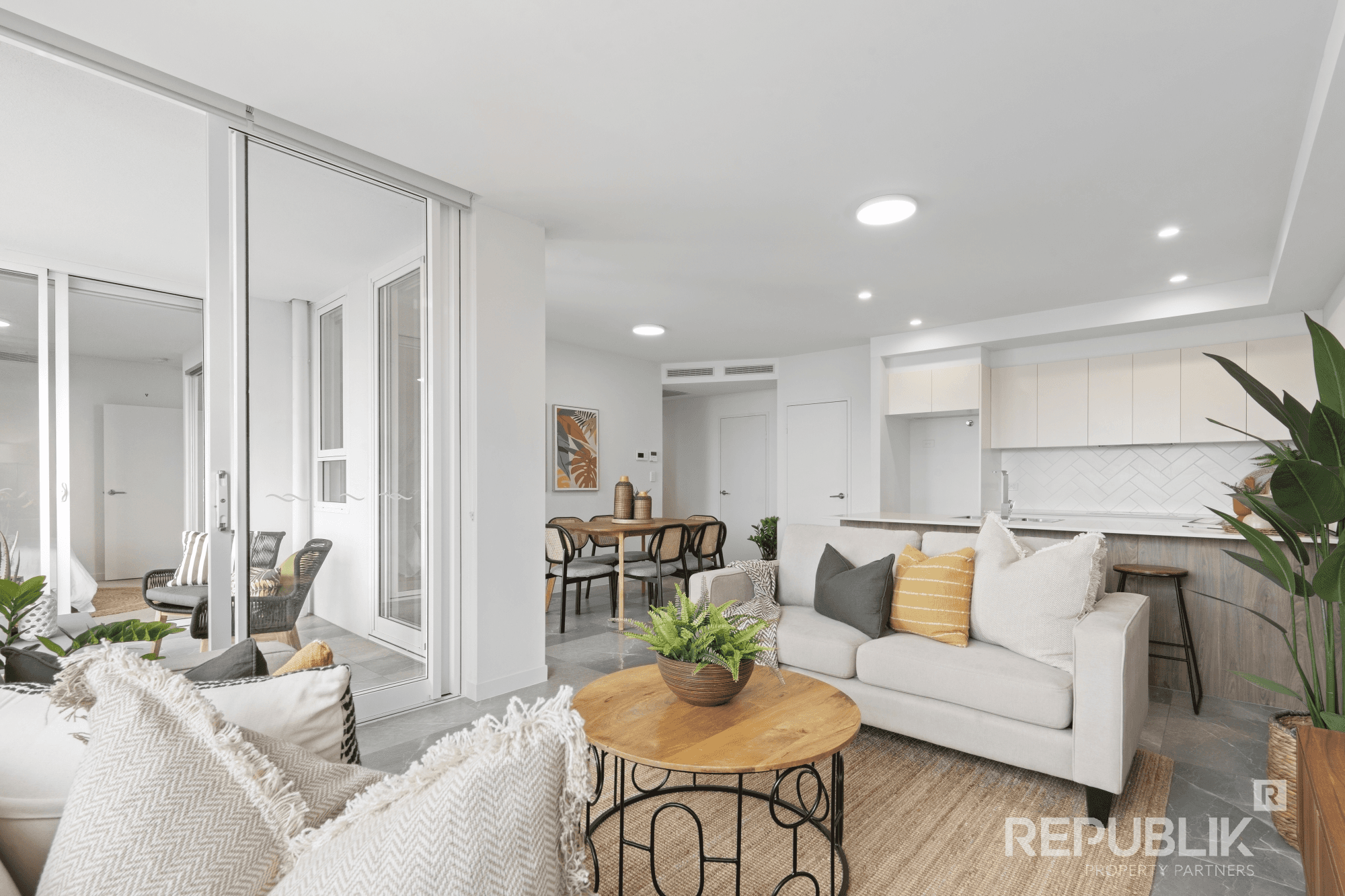 803/8 Meron Street, SOUTHPORT, QLD 4215