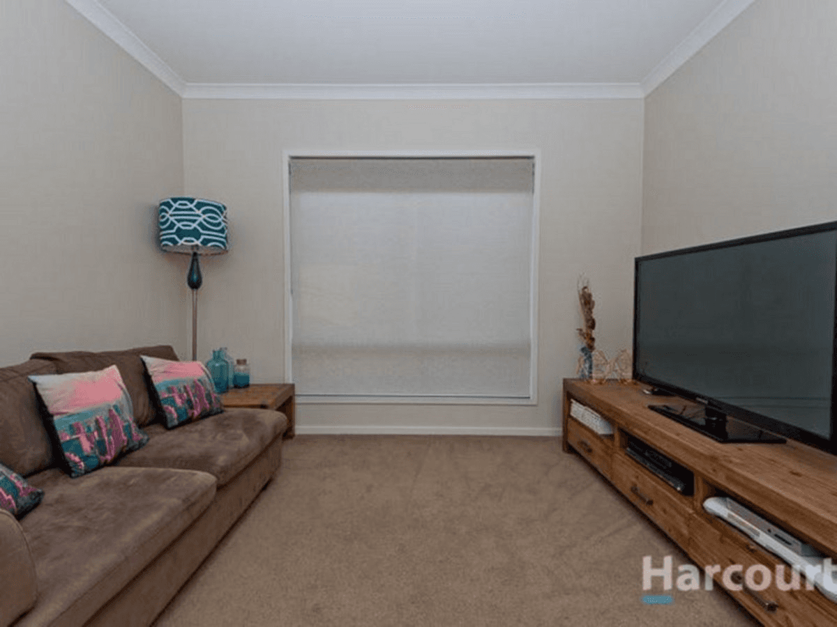 19 Brisbane Road, WARNER, QLD 4500