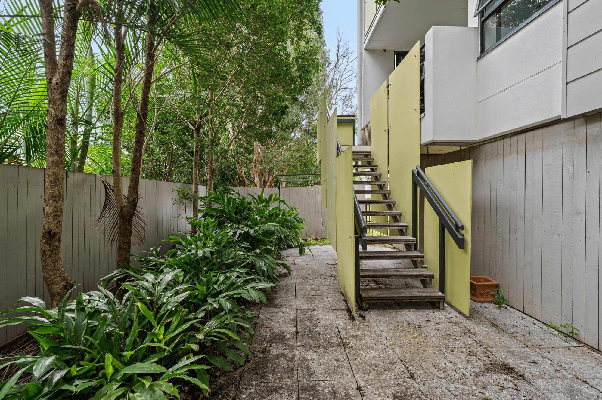 2/19 Eversley Terrace, YERONGA, QLD 4104