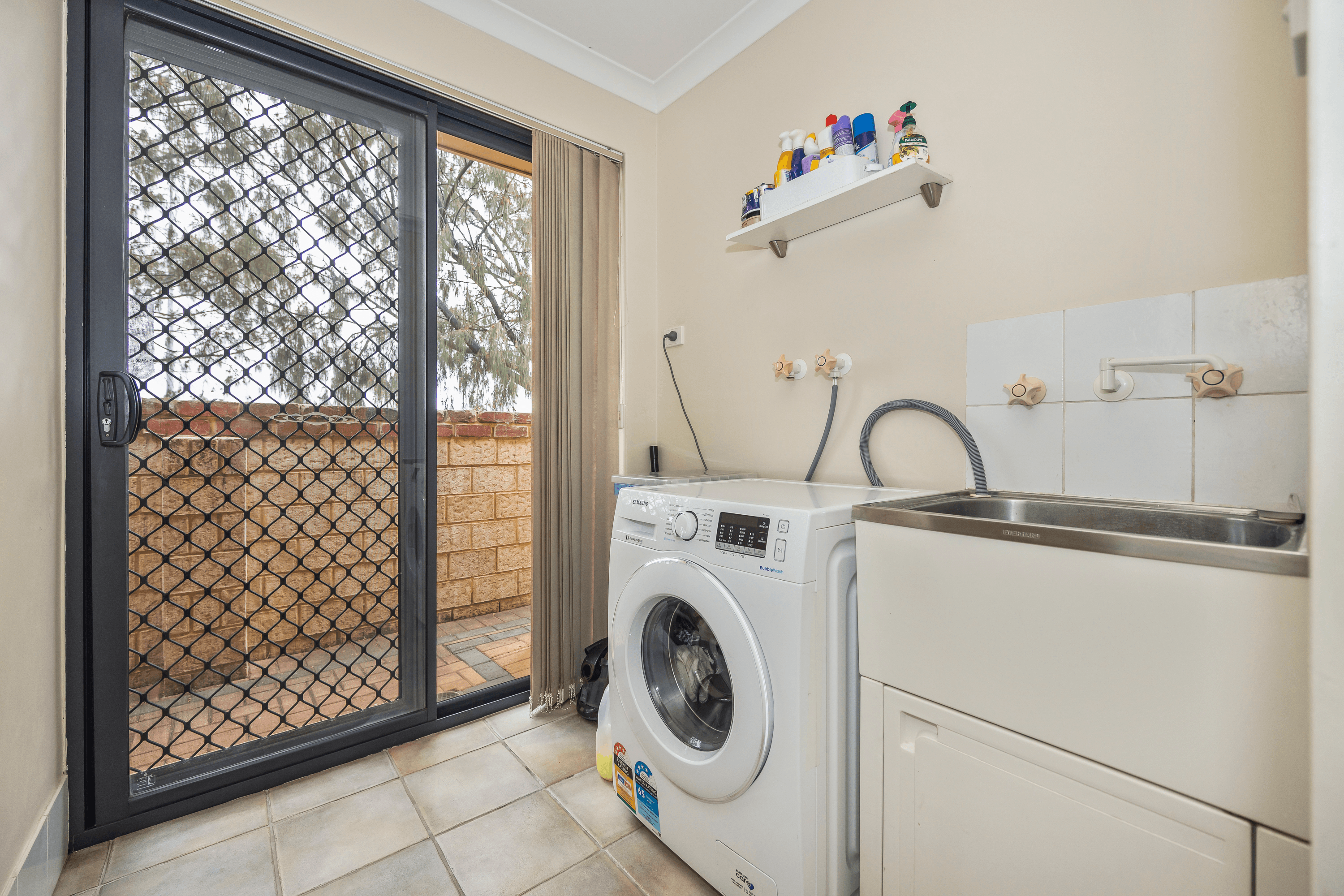 1/22 Arabella Mews, Currambine, WA 6028